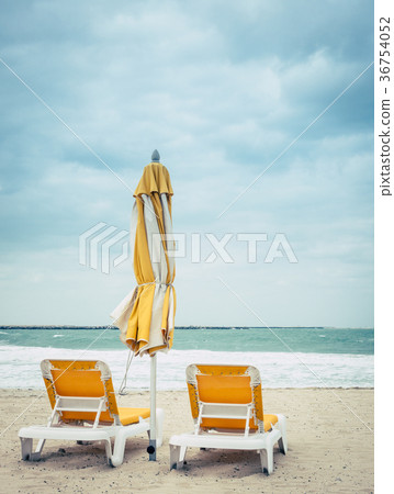 Al Mamzar beach 36754052