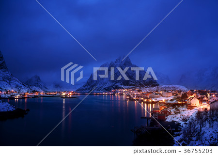 sunset in Reine Village, Lofoten Islands, Norway sunset in Reine Village, Lofoten Islands, Norway 36755203