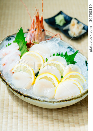 Raw and fresh sashimi set with hotate oyster and prawn or shrimp Raw and fresh sashimi set with hotate oyster and prawn or shrimp 36760319
