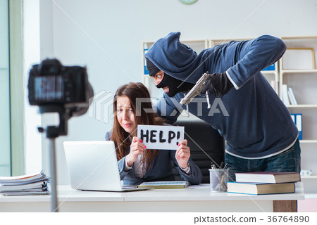 Criminal recording message for ransom with victim 36764890