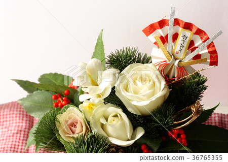 New Year's Flower Arrangement 36765355