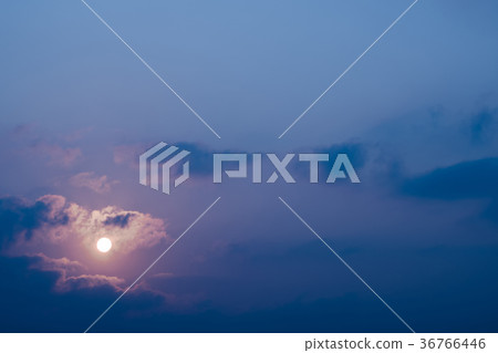 Gray fluffy clouds in the morning sky 36766446