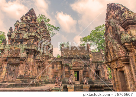 Banteay Srei Castle or Banteaysrei Khmer temple 36766607