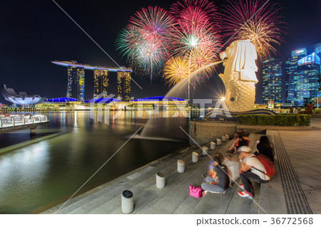 SINGAPORE CITY 36772568