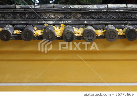 Kotohiragu shrine (five main lines representing the highest temple) Kotohiragu shrine (five main lines representing the highest temple) 36773669