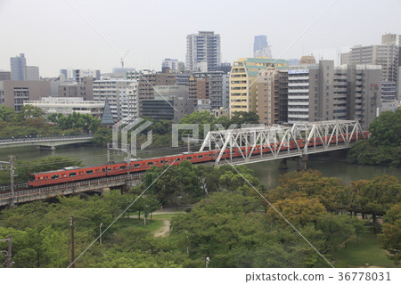Osaka cyclic line 201 series train 36778031