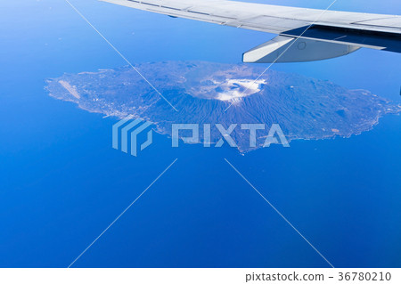 Izu Oshima aerial view Izu Oshima aerial view 36780210