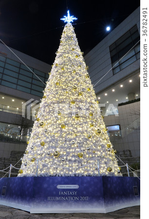 Opera City Christmas Tree 36782491