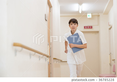 Nurse run nurse hospital medical image 36785228