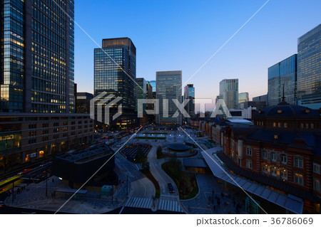 東京站丸之內車站廣場建成後，車站廣場的視圖開放 36786069