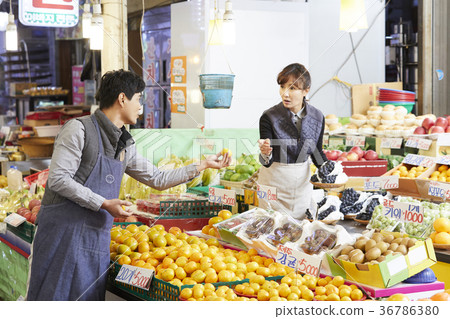 Middle age, trader, traditional market Middle age, trader, traditional market 36786380