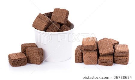 Wafers cubes with chocolate isolated on white 36788654