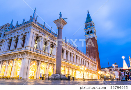 Venice San Marco Square 36794955