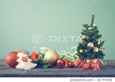Christmas backgrounds 2018 36795098