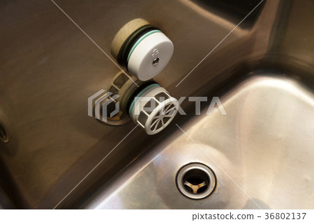 Bath water heater 36802137