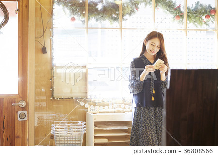 Young woman, college student, life 36808566