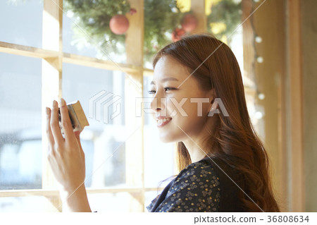 Young woman, college student, life 36808634