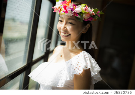 Hula dancer portrait 36820786