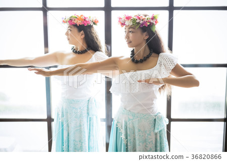 Hula dancer dance 36820866