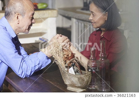 Senior couple tea time Senior couple tea time 36821163