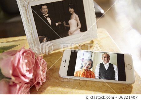 老夫婦和老照片 老夫婦和老照片 36821407