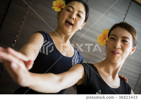 Hula classroom Hula classroom 36821433