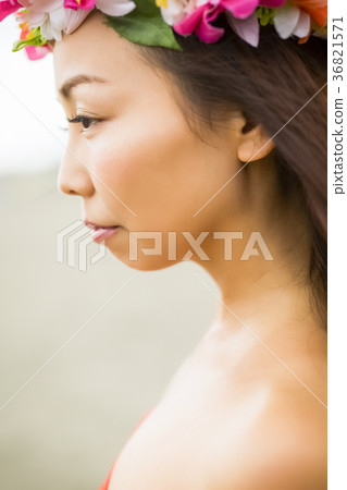 Hula dancer portrait 36821571