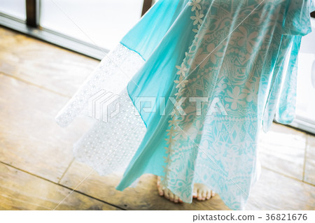 Hula dancer skirt 36821676