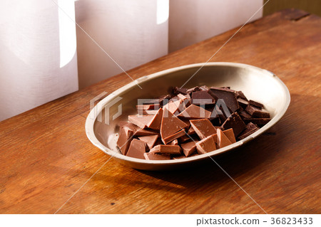 碎有機巧克力 36823433