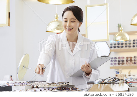 Female, optician, optician 36834186