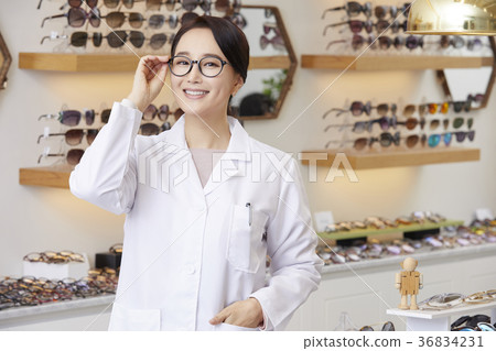 Female, optician, optician Female, optician, optician 36834231