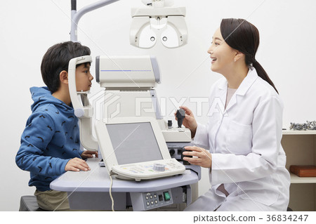 Children, ophthalmology, optician 36834247