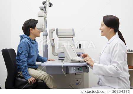 兒童,眼科,配鏡師 兒童,眼科,配鏡師 36834375