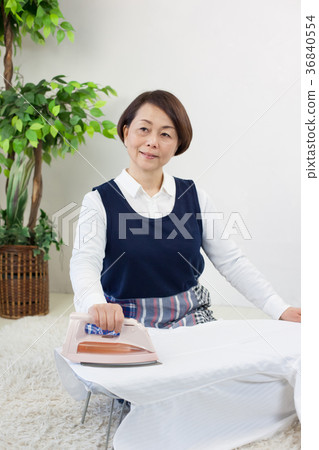 中女到鐵 36840554