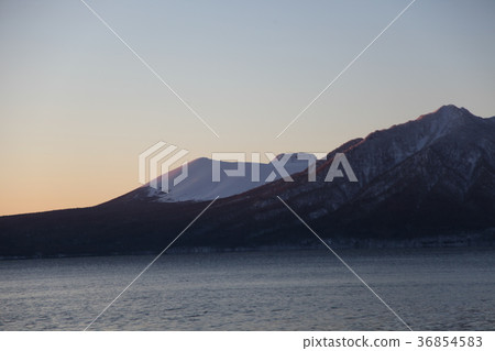 Early morning Tarumaeyama Early morning Tarumaeyama 36854583