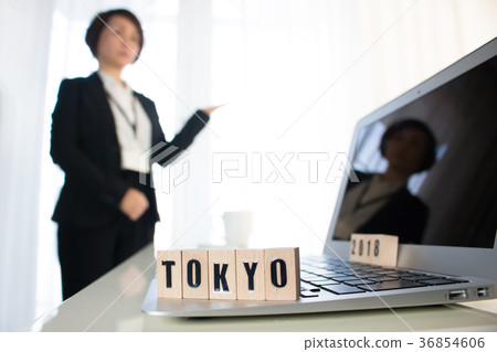 2018年的商業場景 36854606