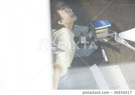 Freelance woman image Freelance woman image 36856817