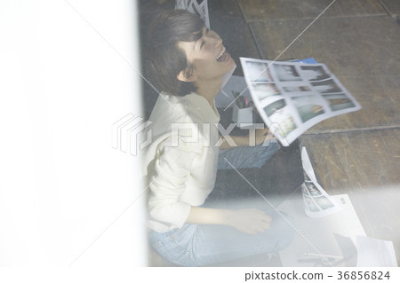 Freelance woman image Freelance woman image 36856824