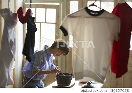 Working mother Cooking image Working mother Cooking image 36857078
