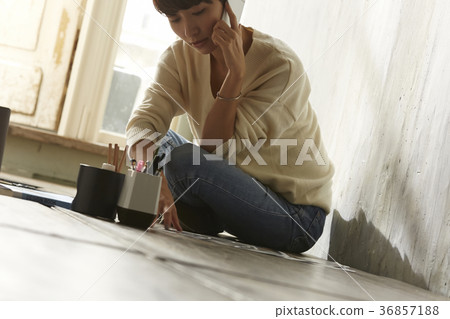 Freelance woman image Freelance woman image 36857188