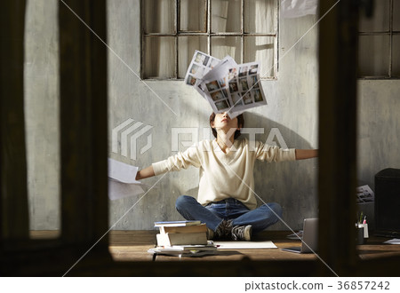 Freelance woman image Freelance woman image 36857242