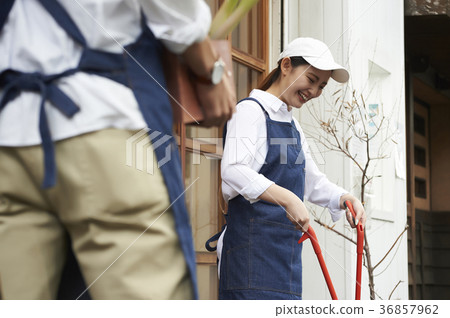 員工準備咖啡館 36857962