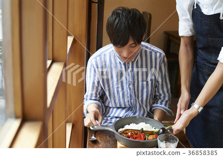 Cafe curry men 36858385