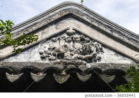 山牆景觀與花園的浮雕裝飾 36858441