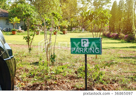 Sign to car parking Sign to car parking 36865097