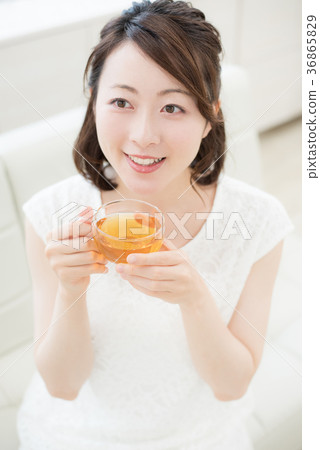 Beauty beauty lady 36865829