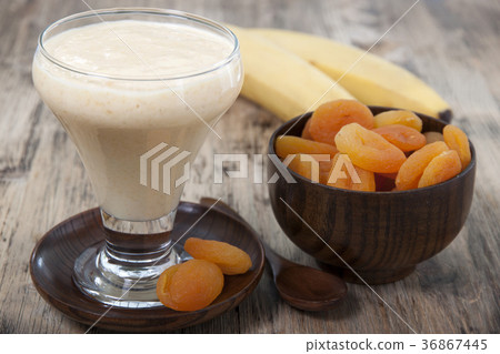 Smoothies of dried apricots and bananas Smoothies of dried apricots and bananas 36867445
