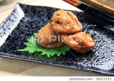 Crushed plum Crushed plum 36872354