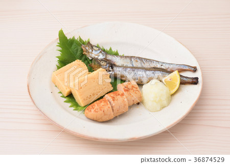 日式早餐〉 日式早餐〉 36874529