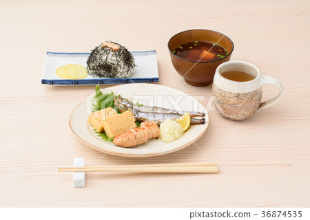 Japanese breakfast　 36874535
